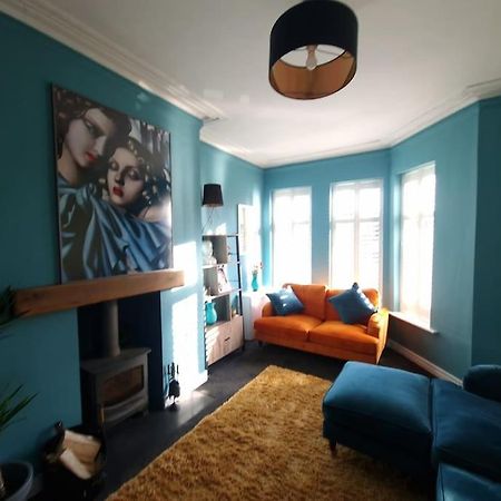 فيلا Gorgeous Edwardian Terrace In Old Trafford مانشستر المظهر الخارجي الصورة