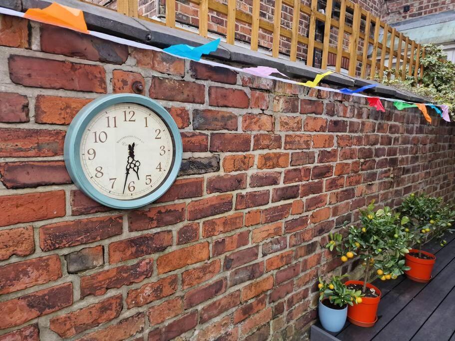 فيلا Gorgeous Edwardian Terrace In Old Trafford مانشستر المظهر الخارجي الصورة